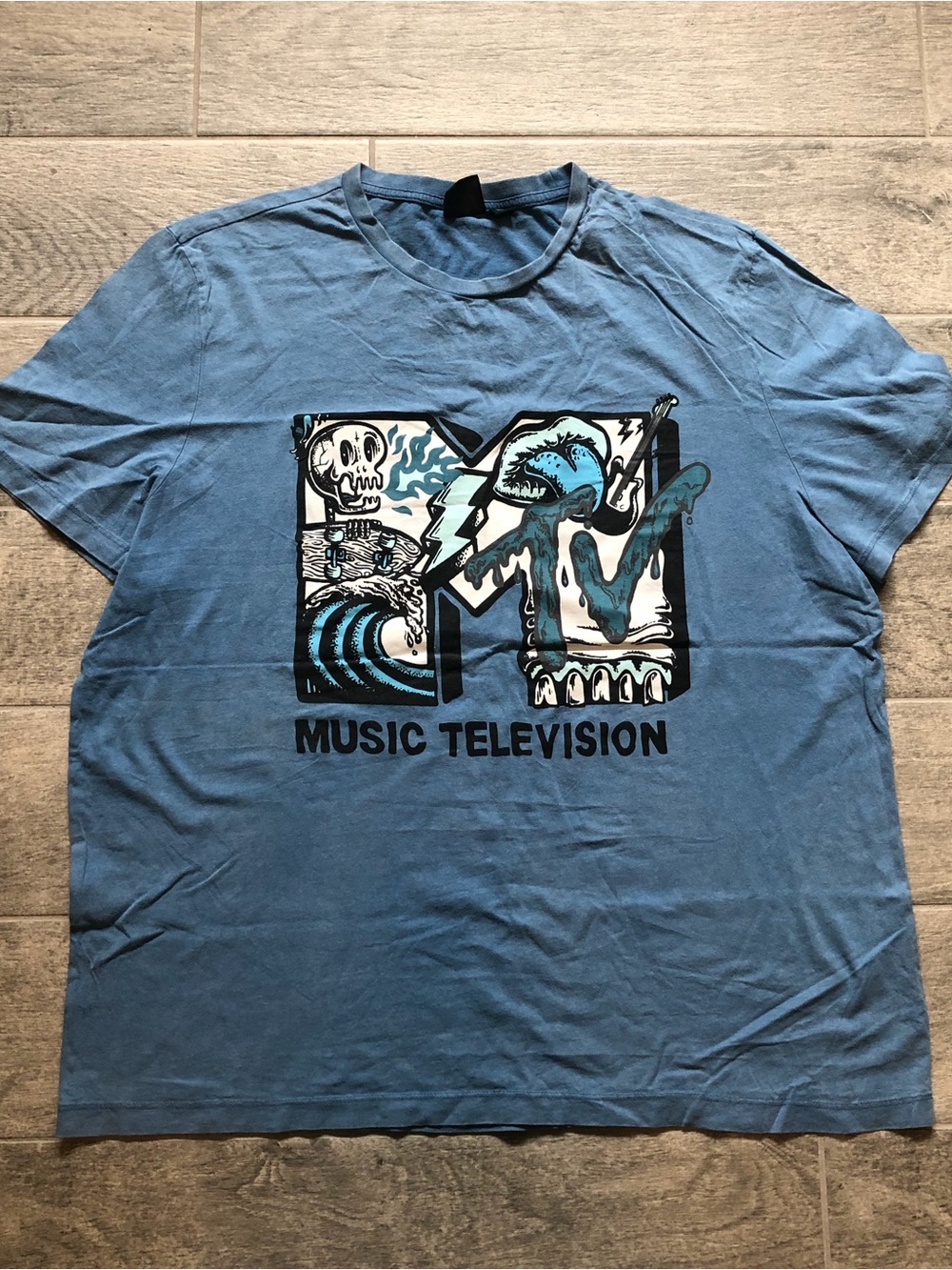 Official MTV Music Television Logo Tee Short Sleeve T-Shirt Men’s Size 2XL